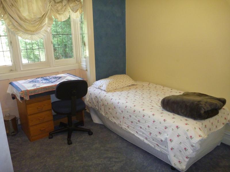 Reservoir, VIC - $340