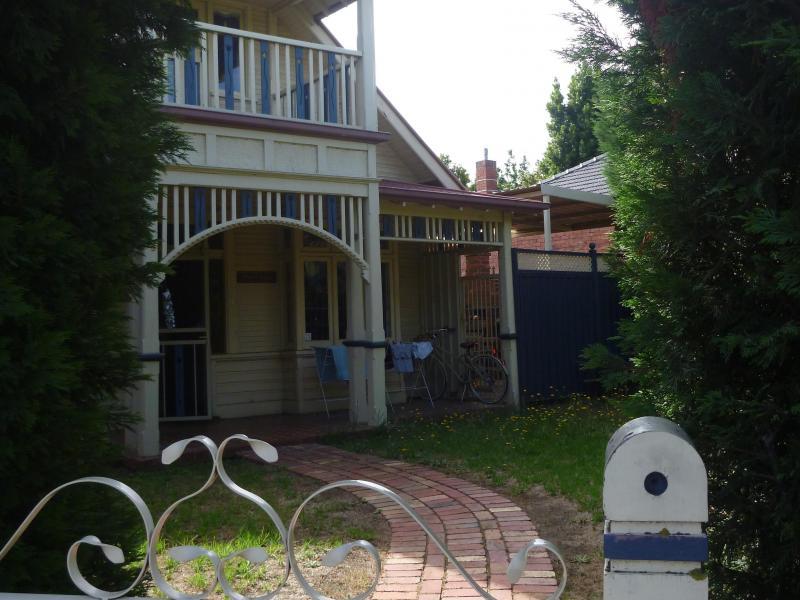 Reservoir, VIC - $340