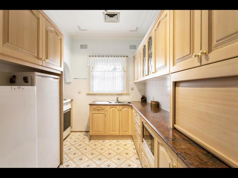 Earlwood, NSW - $320