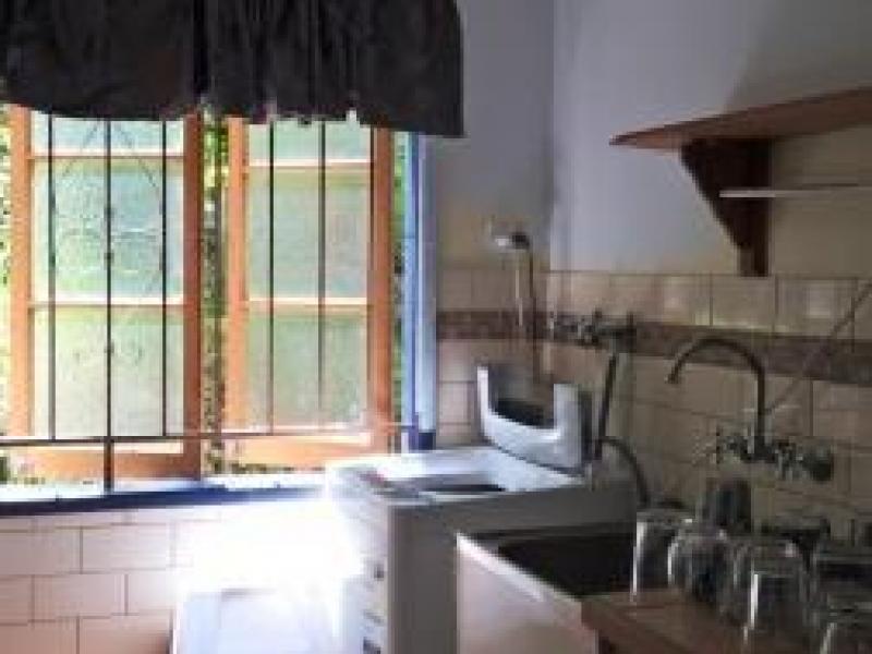 Red Hill, QLD - $180