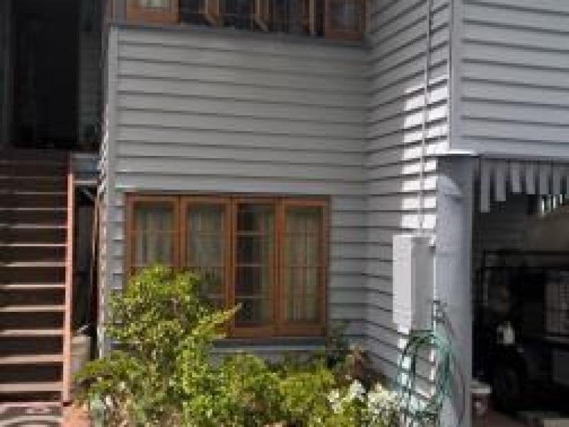 Red Hill, QLD - $180