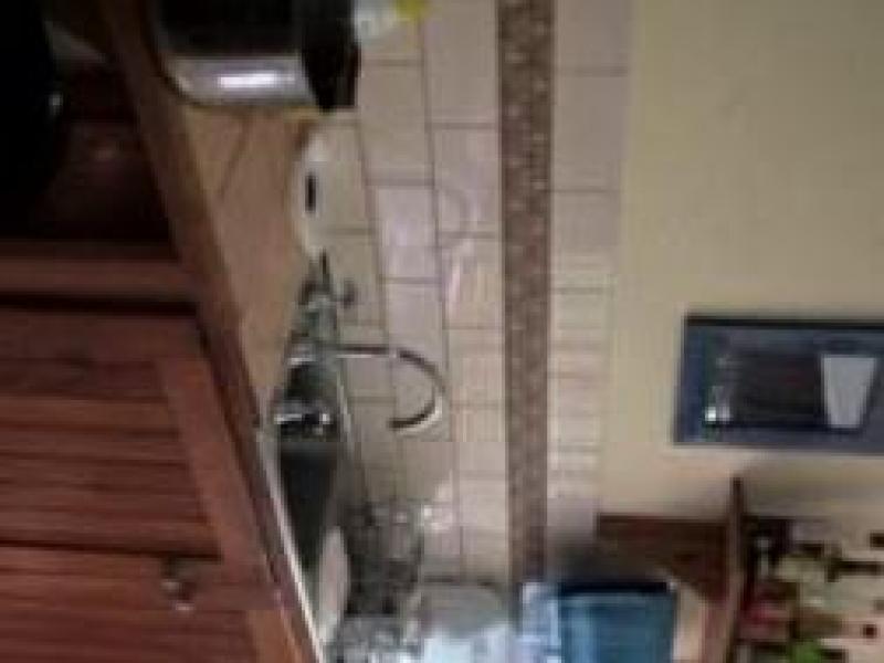 Red Hill, QLD - $180