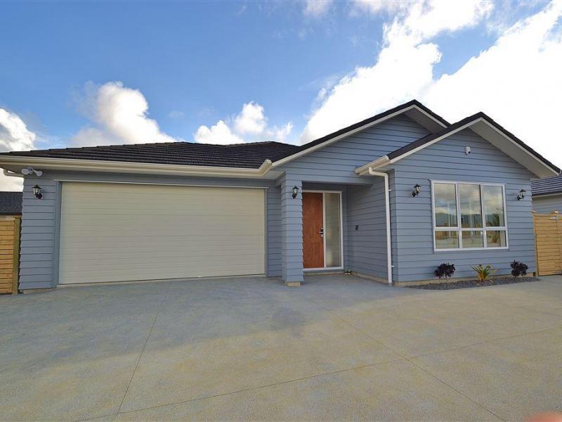 Kumeu, Auckland - $240