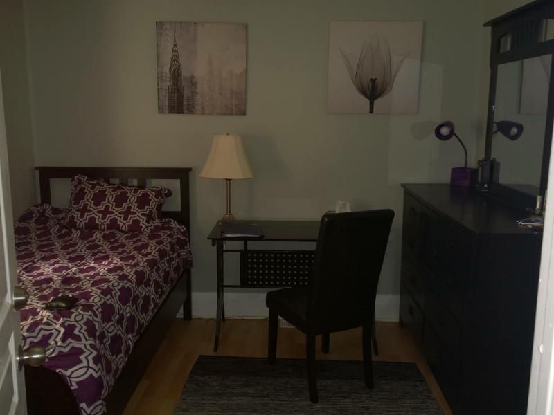 St. Catharines, ON - $220