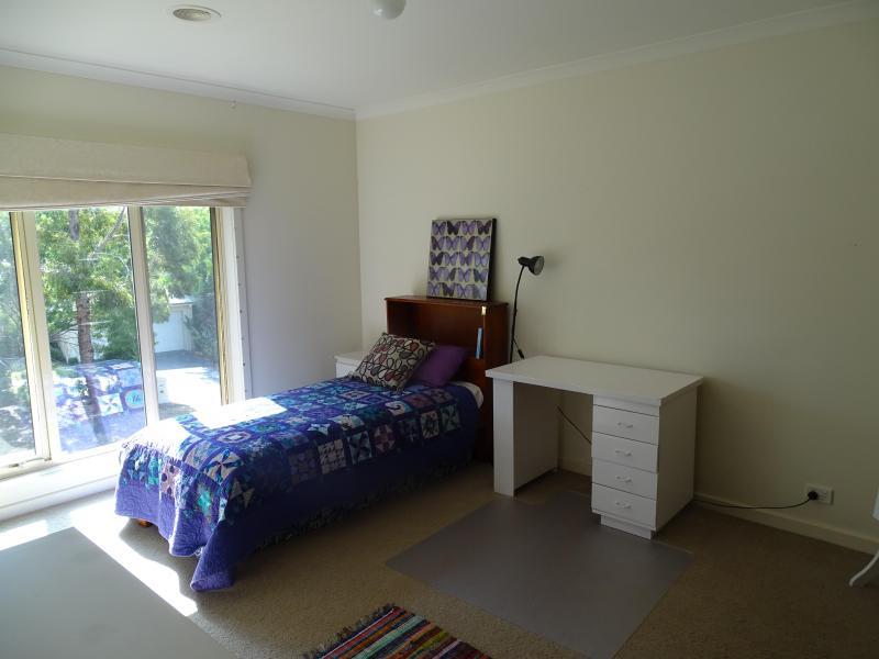 Croydon, VIC - $340