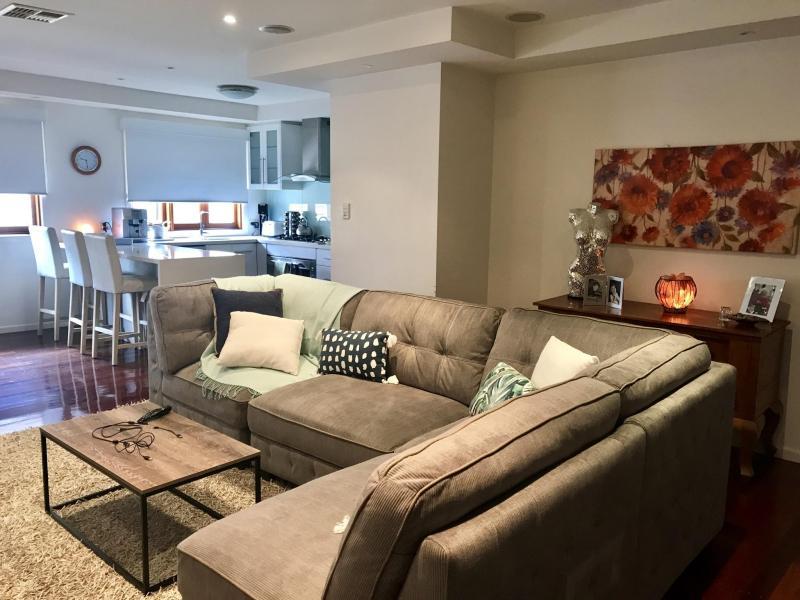 Greenslopes, QLD - $260