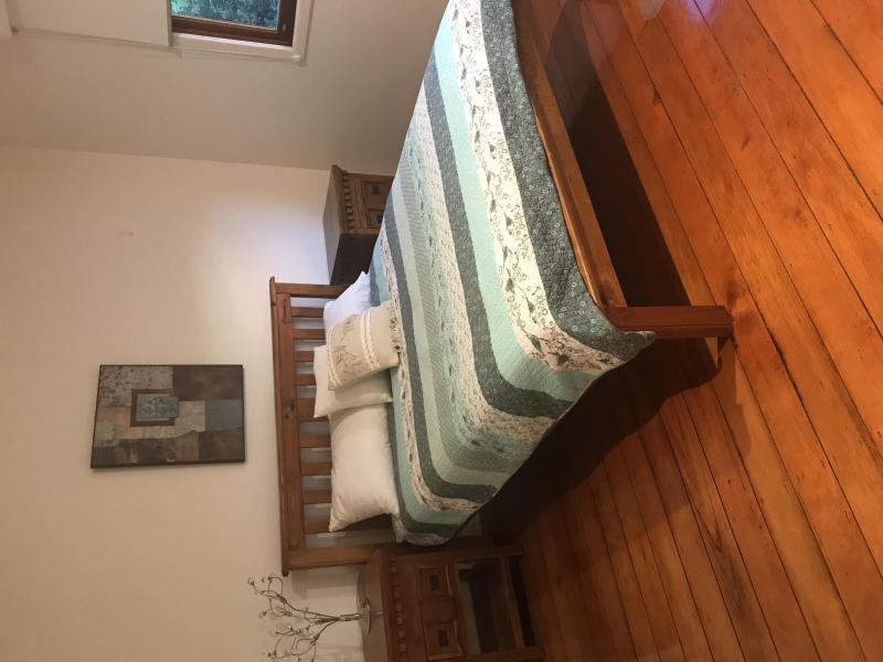 Greenslopes, QLD - $260