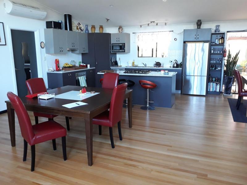 Eden Hills, SA - $240