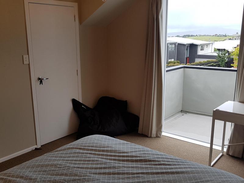 Auckland - $280