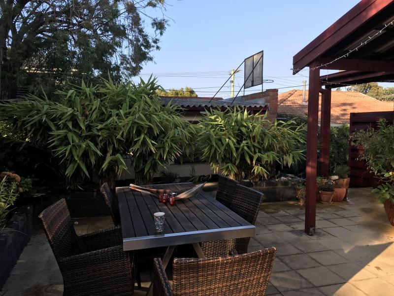 Parkdale, VIC - $330