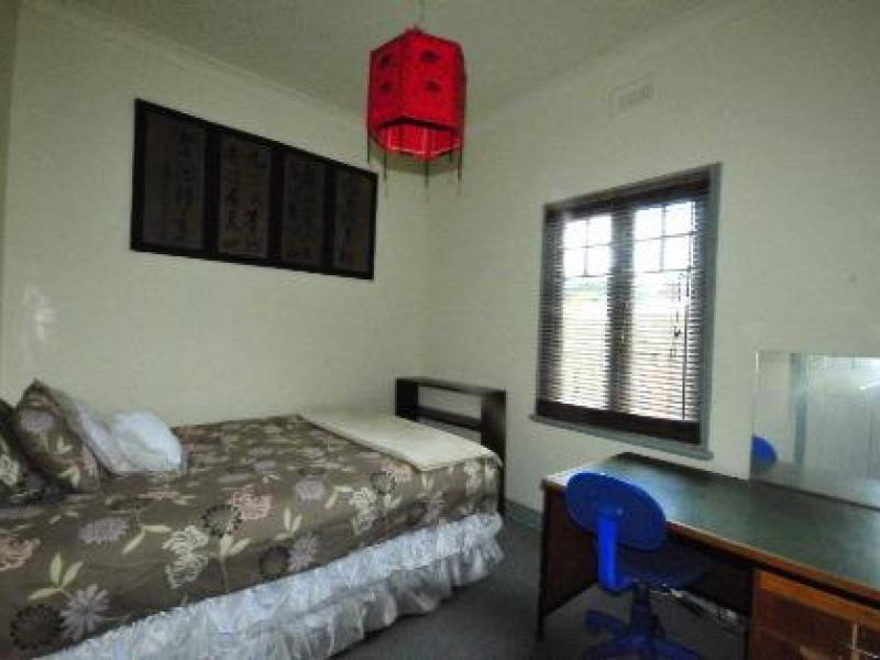 Northcote, VIC - $310