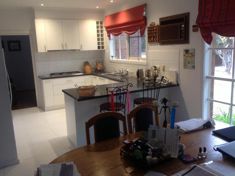 Hawthorn East, VIC - $310