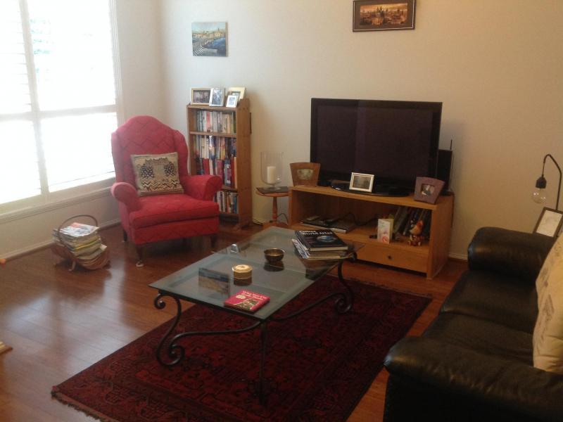 Hawthorn East, VIC - $310