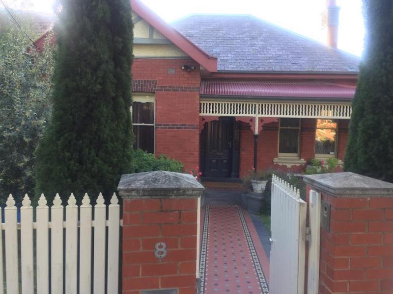 Camberwell, VIC - $360