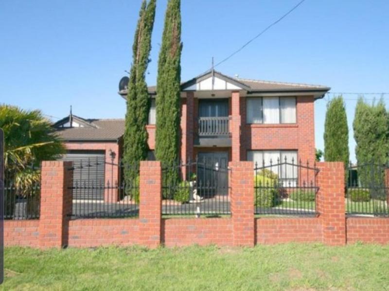 Hoppers Crossing, VIC - $360