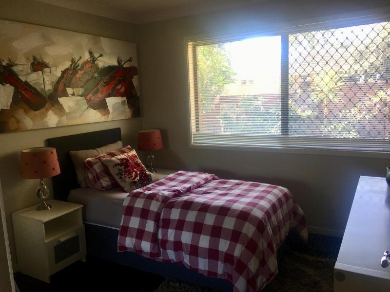 Holland Park, QLD - $260