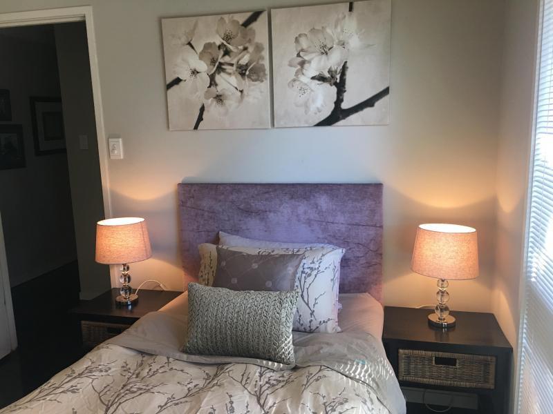 Holland Park, QLD - $260