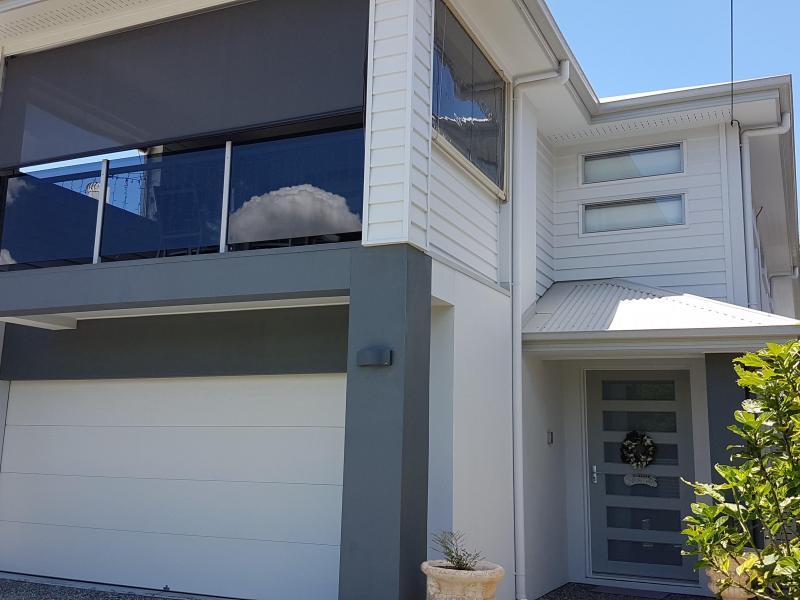 Woolloongabba, QLD - $310