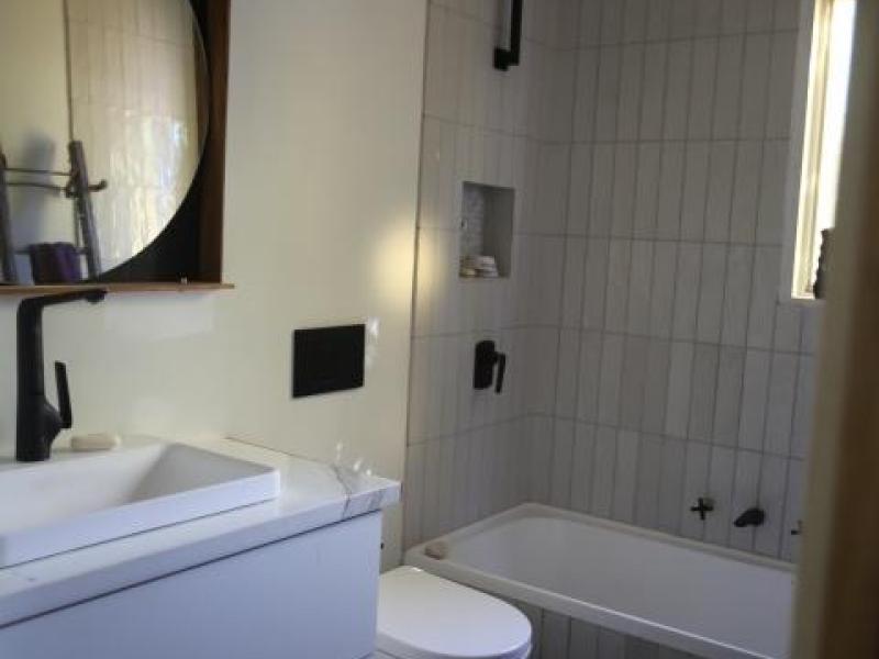 Heidelberg West, VIC - $210