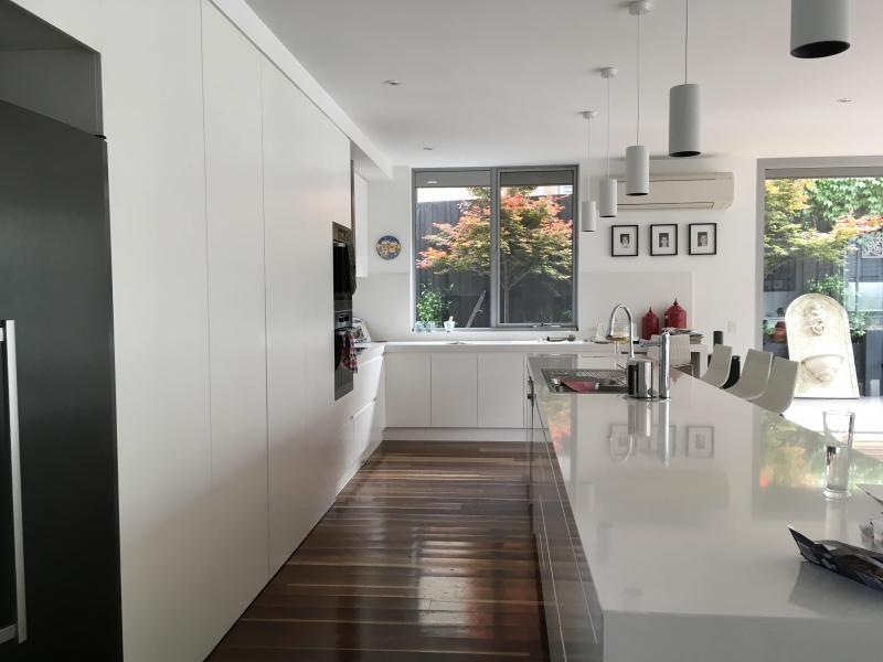 Glen Iris, VIC - $420