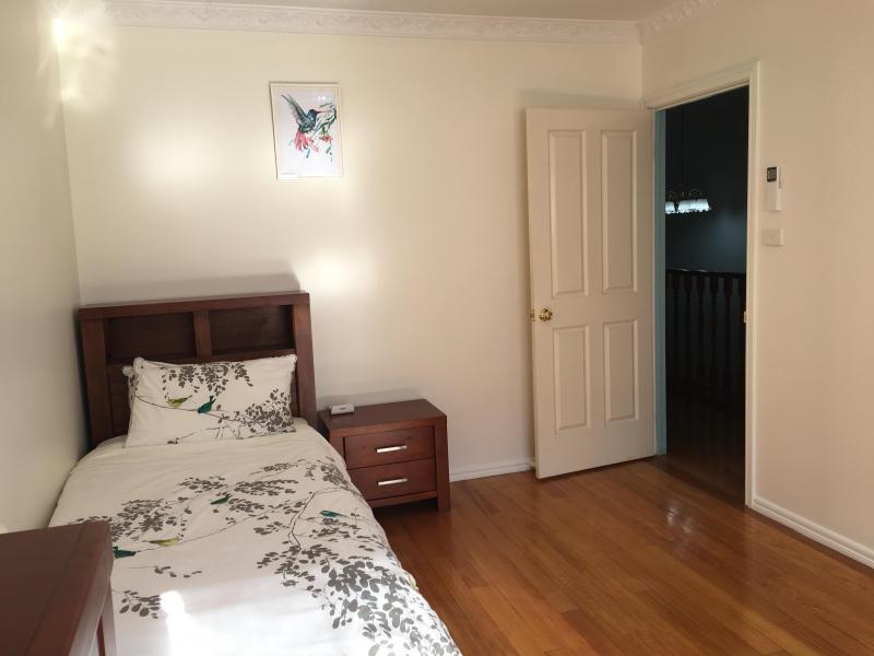 Footscray, VIC - $310