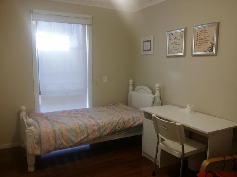Vermont South, VIC - $260