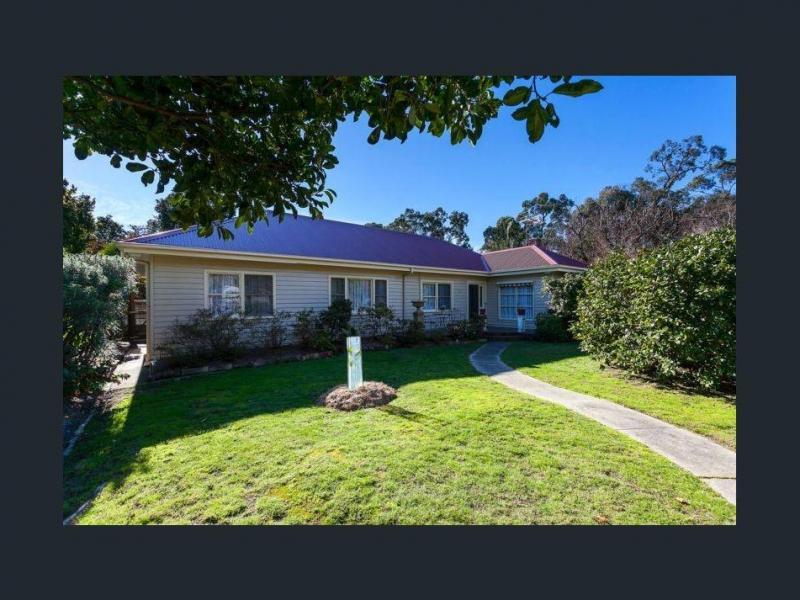 Ringwood East, VIC - $310