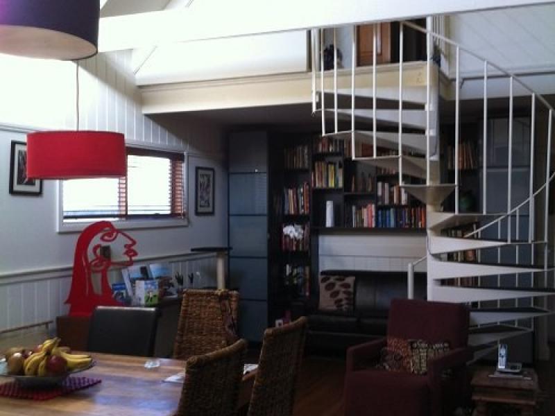 Yarraville, VIC - $310