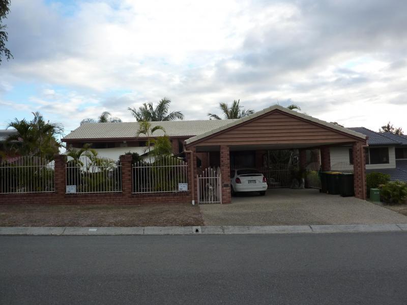 Middle Park, QLD - $260