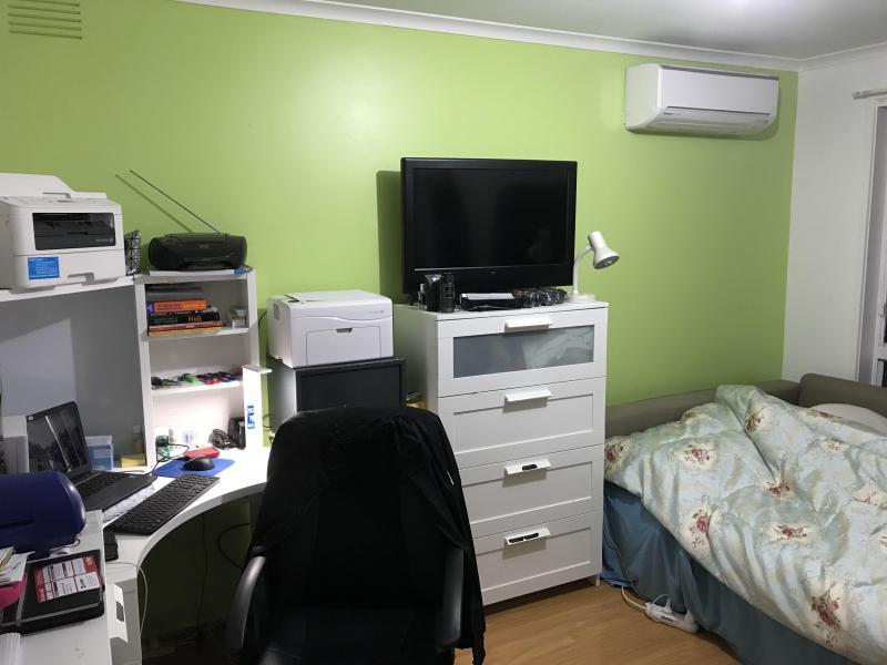Dandenong, VIC - $100