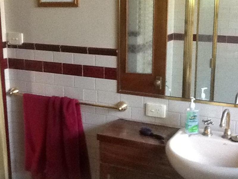 Carnegie, VIC - $310