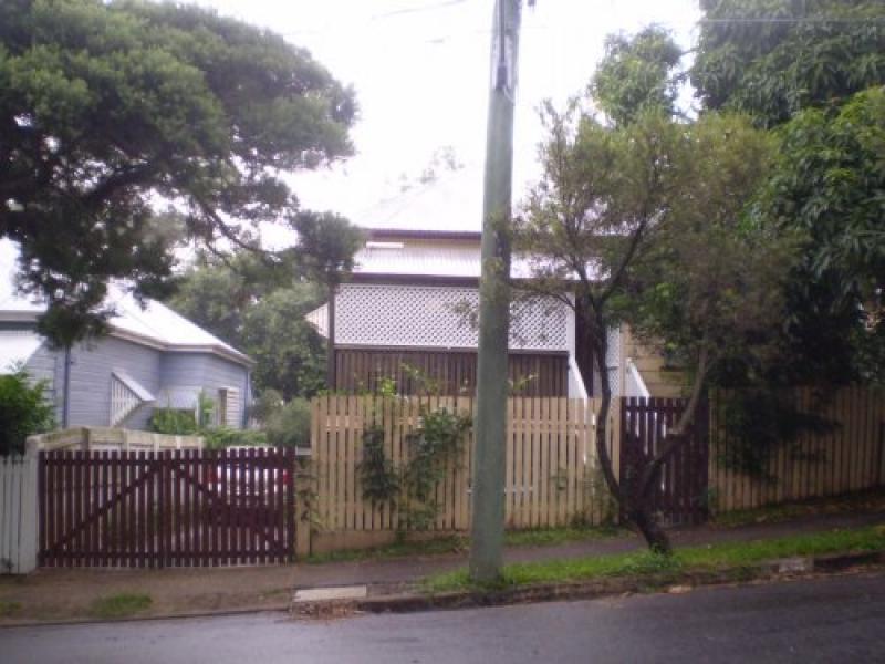 Dutton Park, QLD - $260