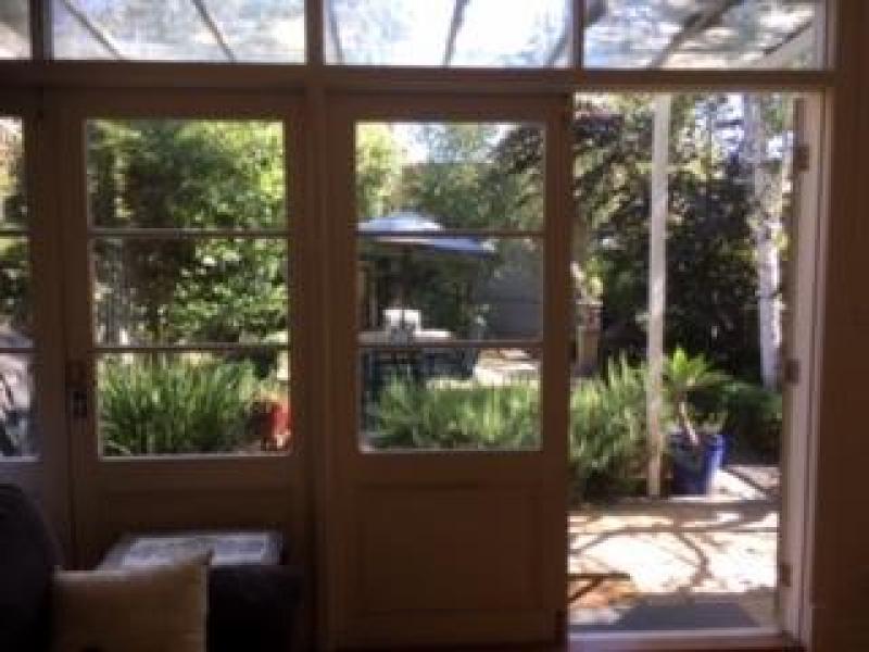 Hawthorn East, VIC - $420