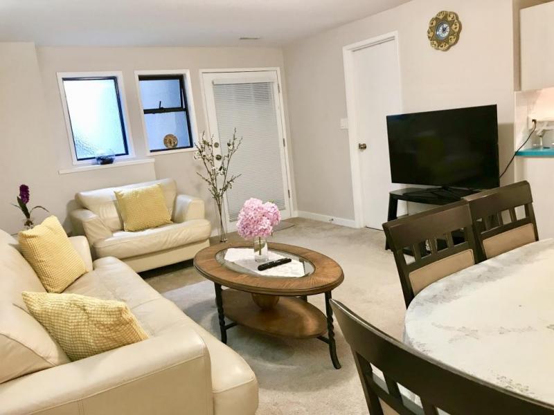 West Vancouver, BC - $350