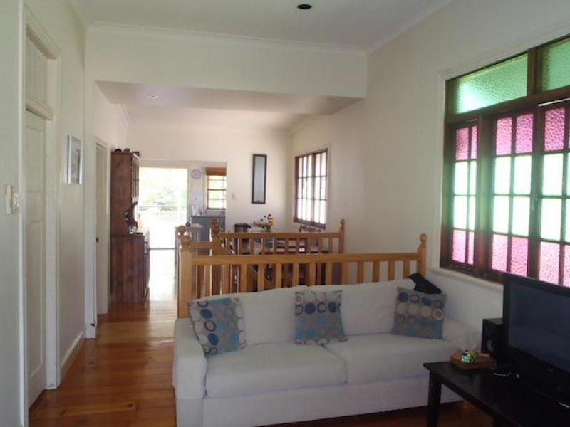 East Brisbane, QLD - $250