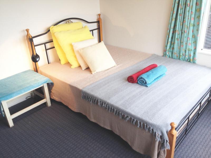 Auckland, Auckland - $350