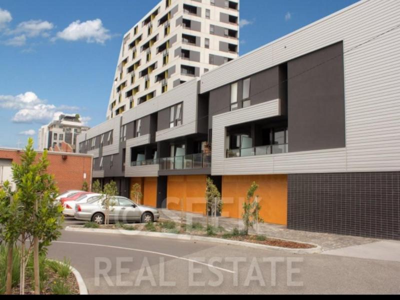 Footscray, VIC - $310