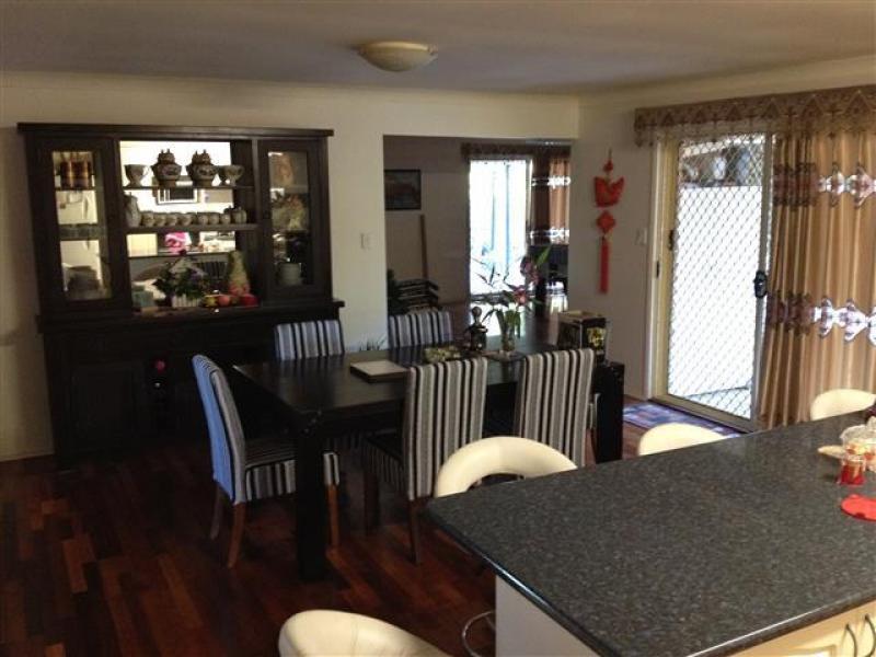 MacKenzie, QLD - $260