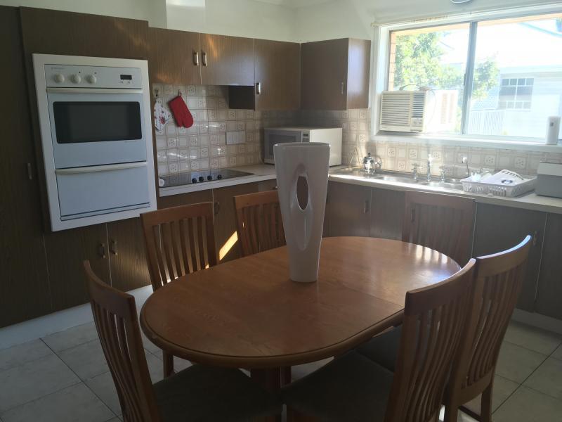 East Brisbane, QLD - $240