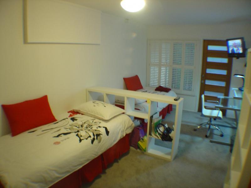 Chapel Hill, QLD - $210