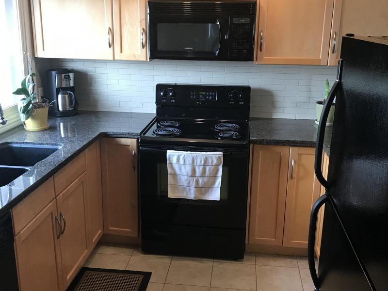 Calgary, AB - $230