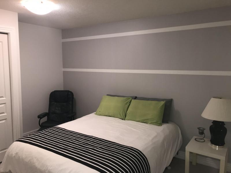 Calgary, AB - $230