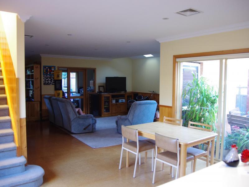 Bentleigh East, VIC - $310