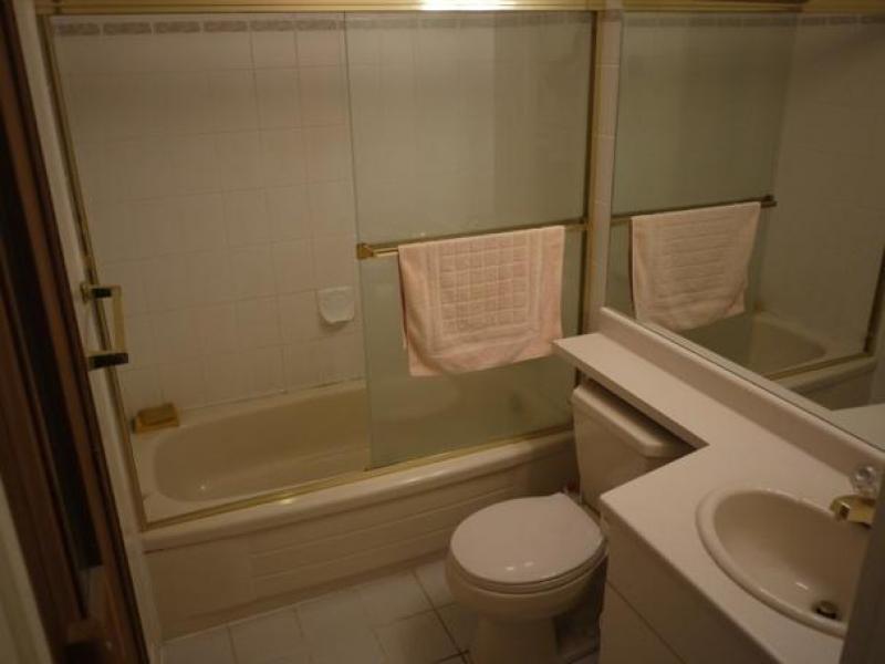 Vancouver, BC - $420