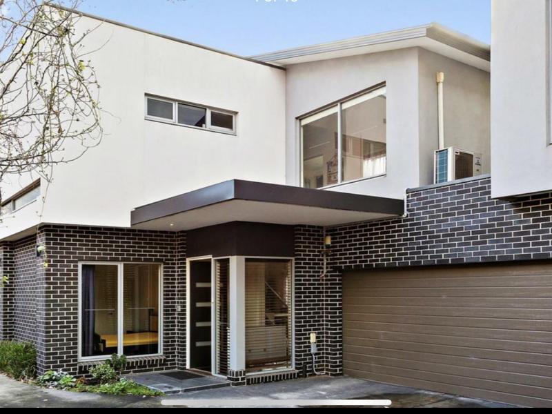 Surrey Hills, VIC - $360