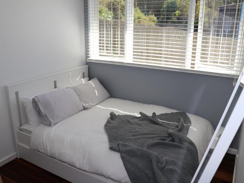 Holland Park West, QLD - $260