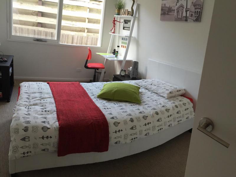 Bentleigh East, VIC - $310