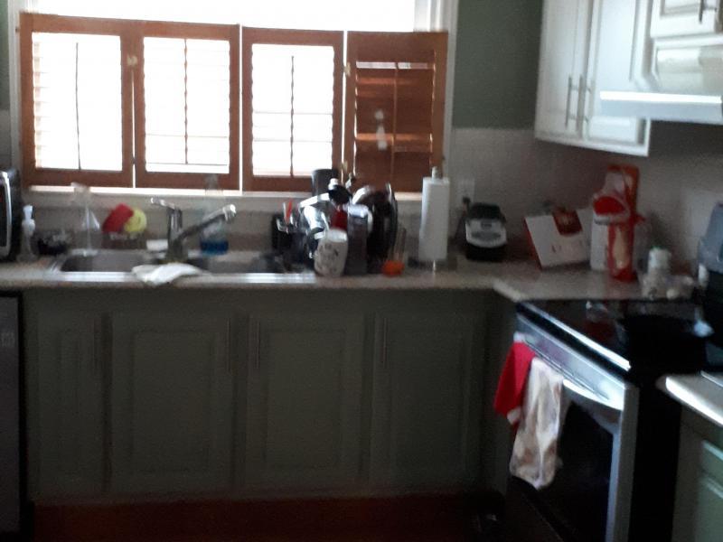 Dollard-des-Ormeaux, QC - $290