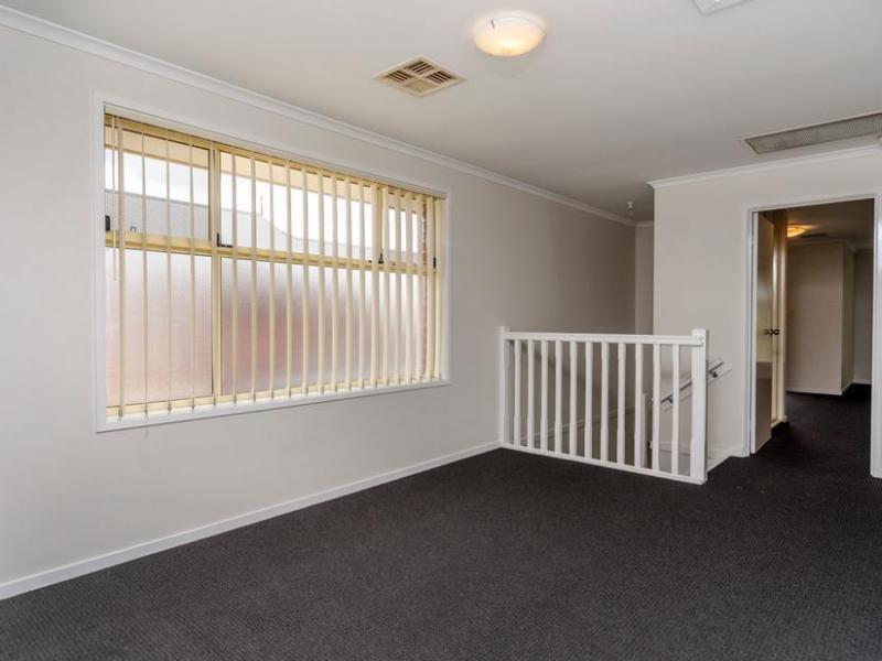 Mawson Lakes, SA - $270