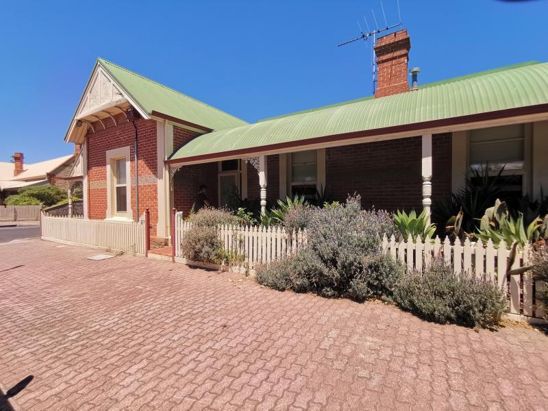 Glenelg, Holdfast Bay, Australia Homestay